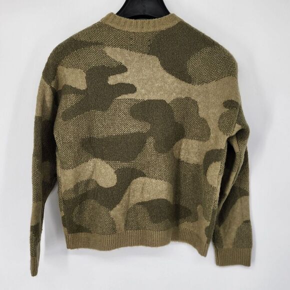 Lucky Brand Women's Size XS Green Camo Crew Neck Pullover Knitted Sweater EUC - Picture 3 of 9